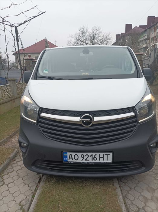 Авто Opel Vivaro -2015 рік