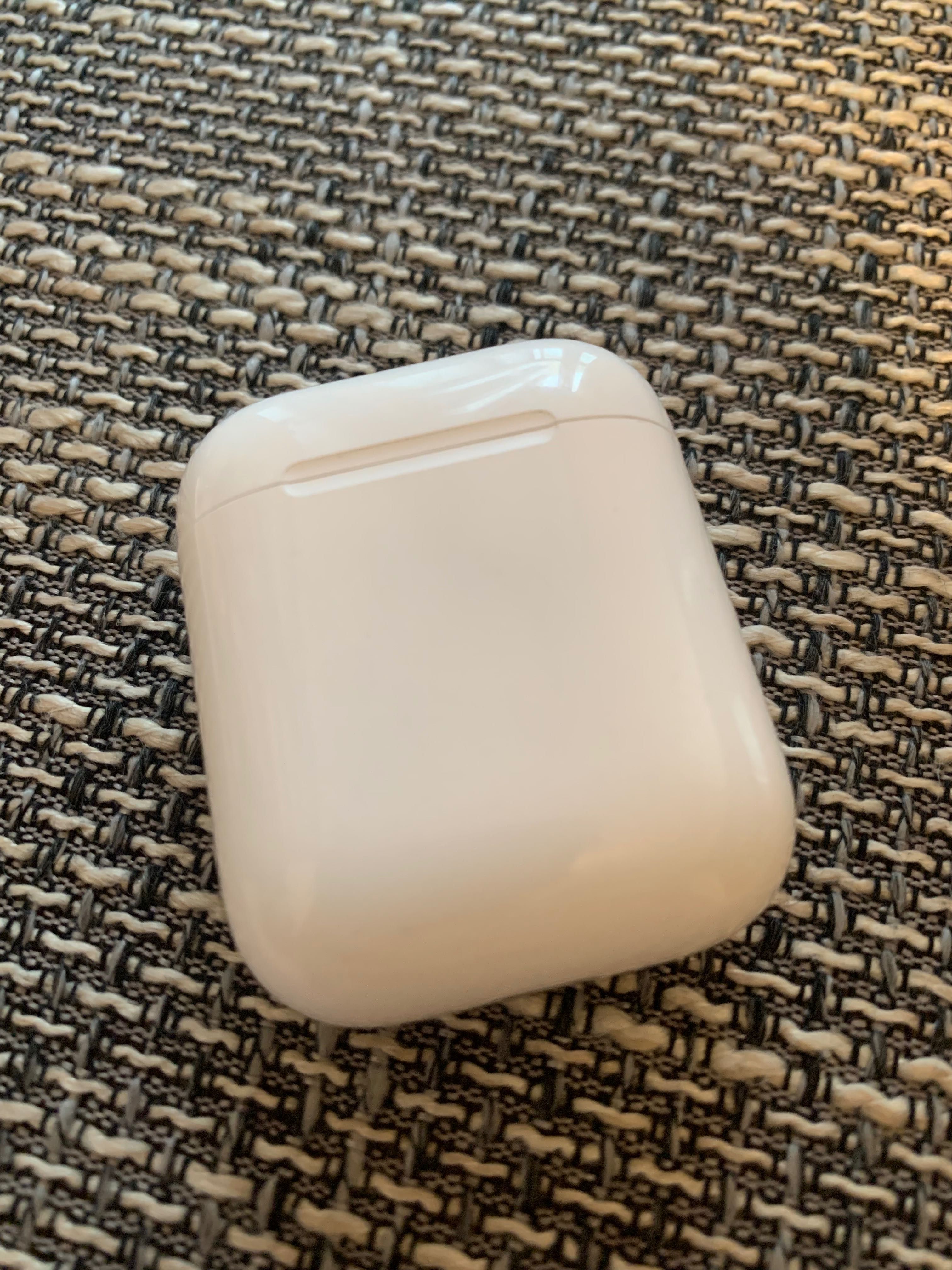 Etui Airpods 1/2 gen ładujące oryginalne A1602 Apple