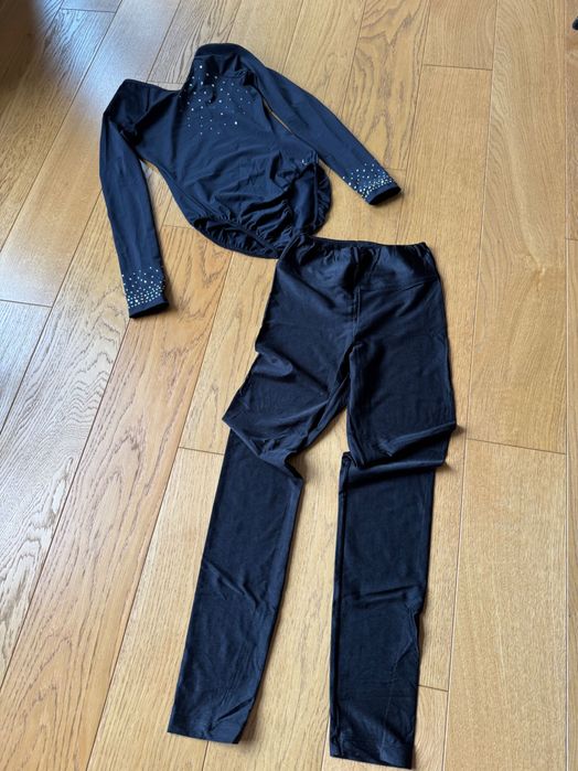 Paczka ubrań na sprzedaż - dziewczęce