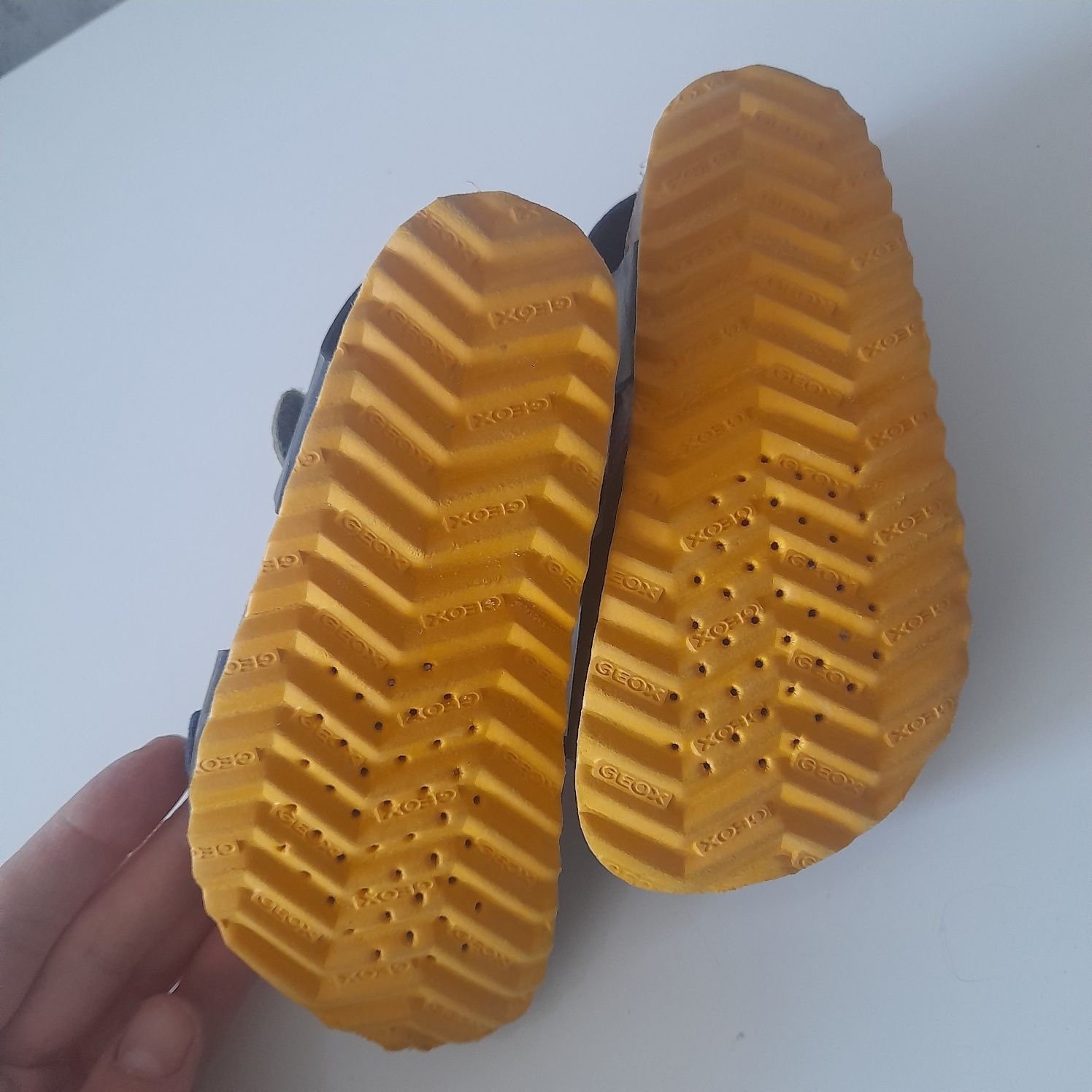 Sandalki Geox 24