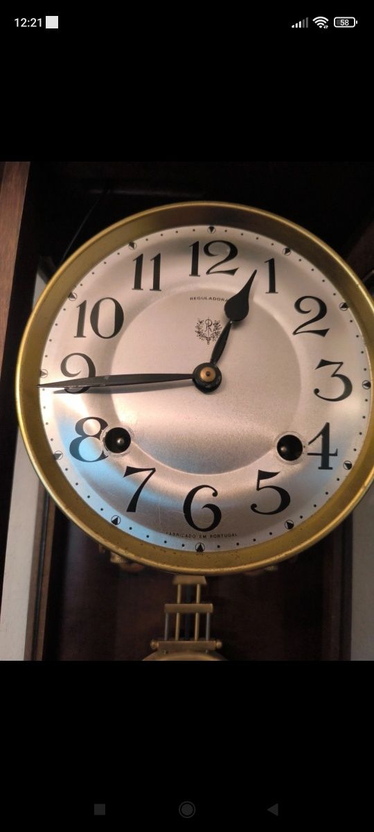 Relógio de parede Cavalinho anos 70 marca Reguladora