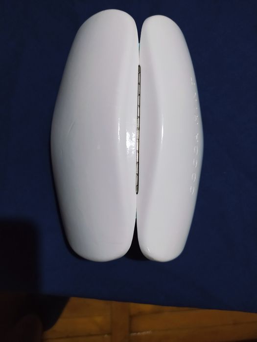 Футляр для окулярів.