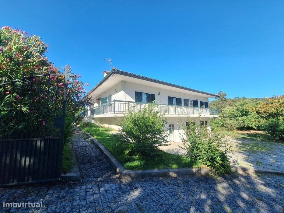 Moradia V5 em Refóios do Lima, Ponte de Lima