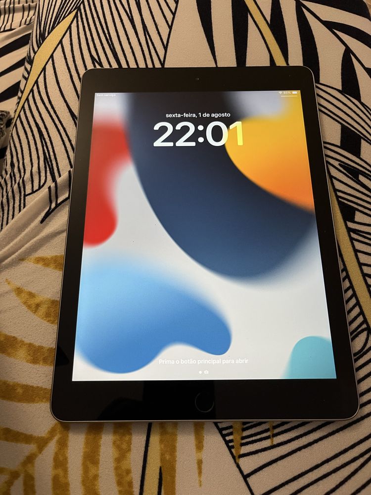 Ipad 6a geracao 128gb wifi+celular