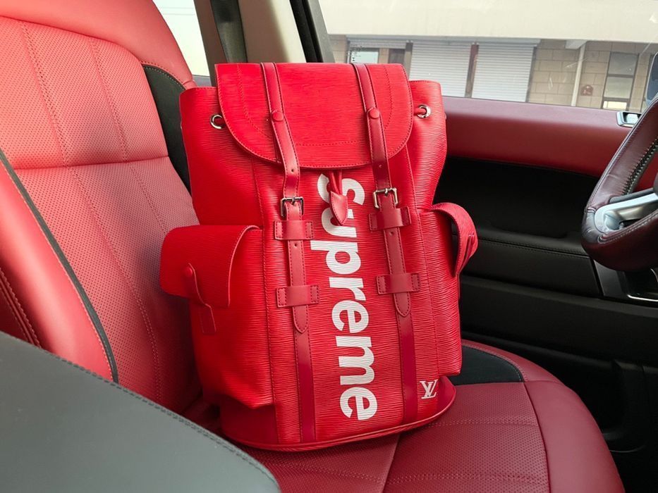 LOUIS VUITTON X SUPREME cristopher рюкзак красный мужской унисекс