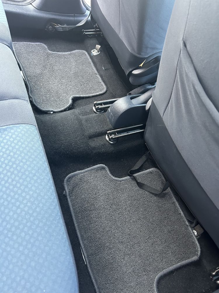 Vende-se Renault Clio 2005 em bom estado!