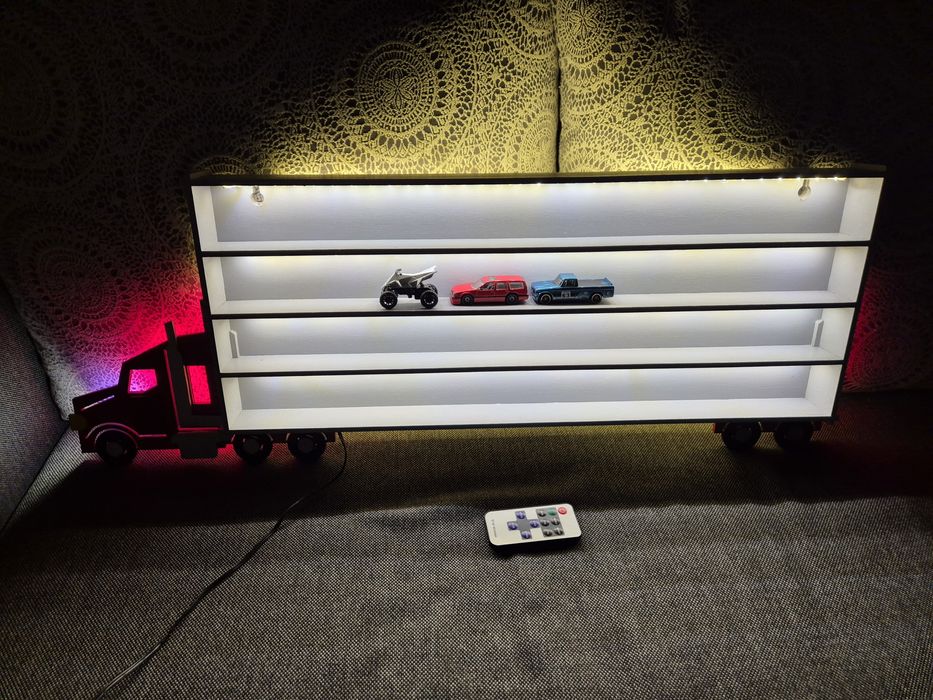 Półka na resoraki laweta ciężarówka podświetlana