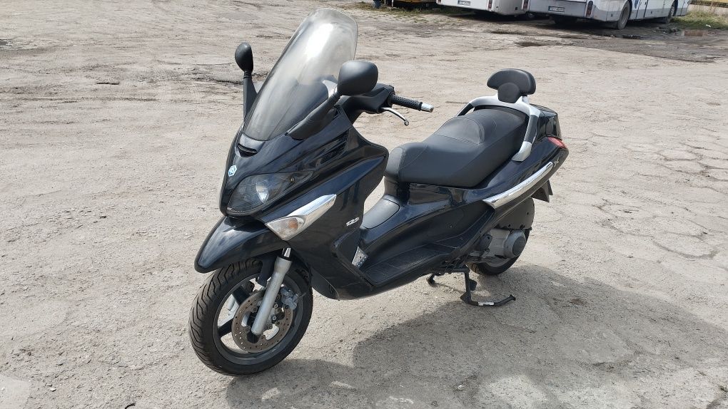 Piaggio Xevo 125 z 2009r na kat B