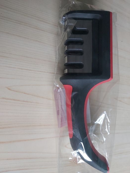 Продам точилку для ножей