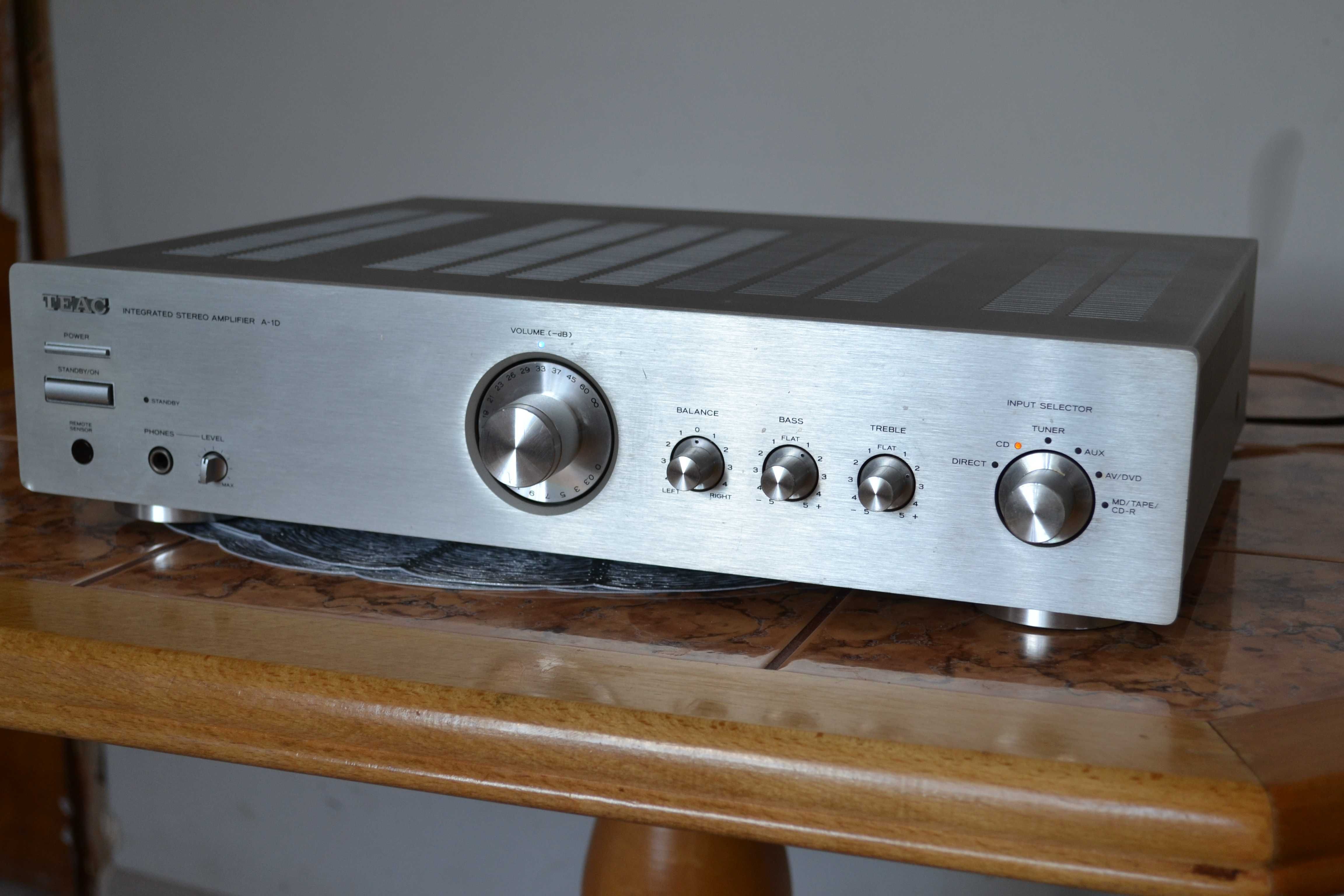 Wzmacniacz TEAC A1 D made in Japan
