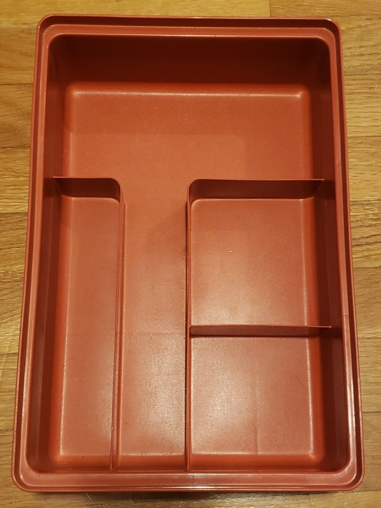 Caixa de arrumação Tupperware