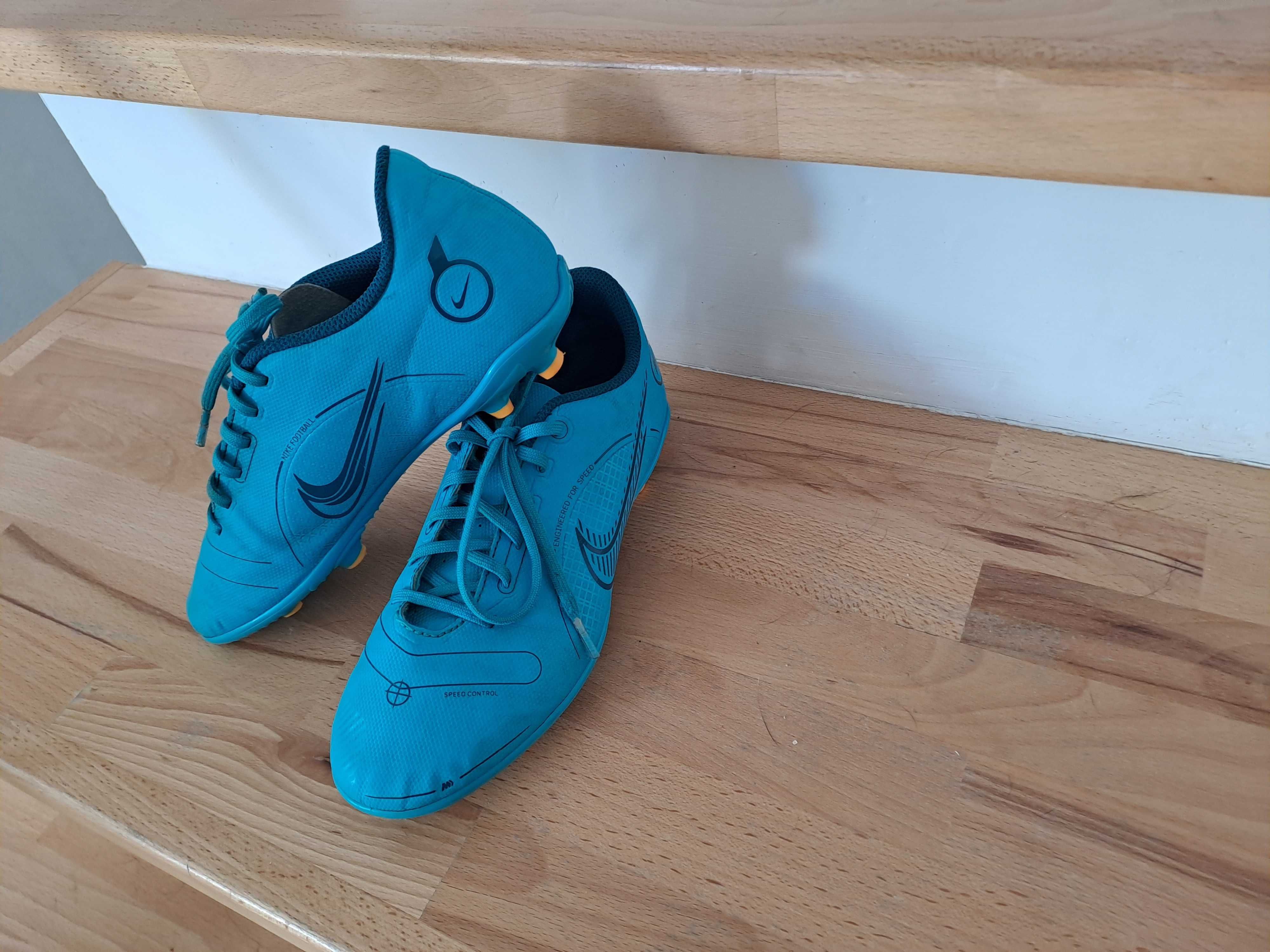 Korki nike rozmiar 38 Mercurial Vapor 14 Club Mg Niebieski