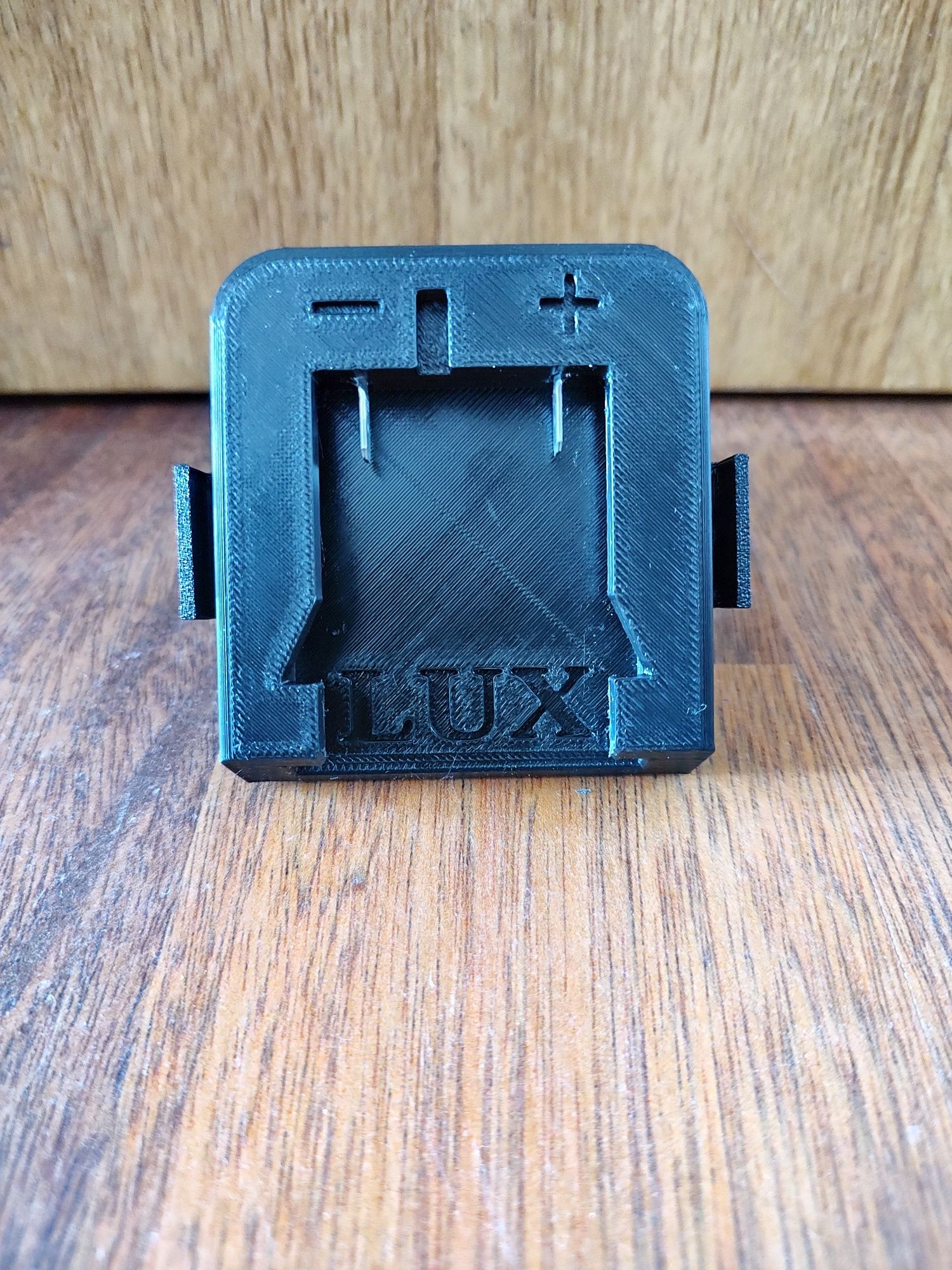 Adapter Ryobi One+ na baterie LUX Tools 1 Power System