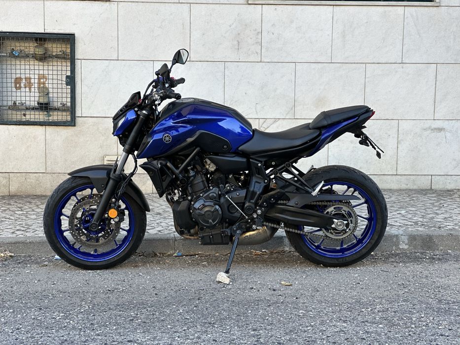Yamaha Mt07 akrapovic/quickshift