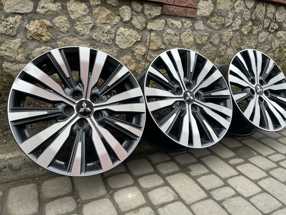 Диски R18 5/114,3 Mitsubishi Outlander ASX Eclipse Cross HYUNDAI KIA