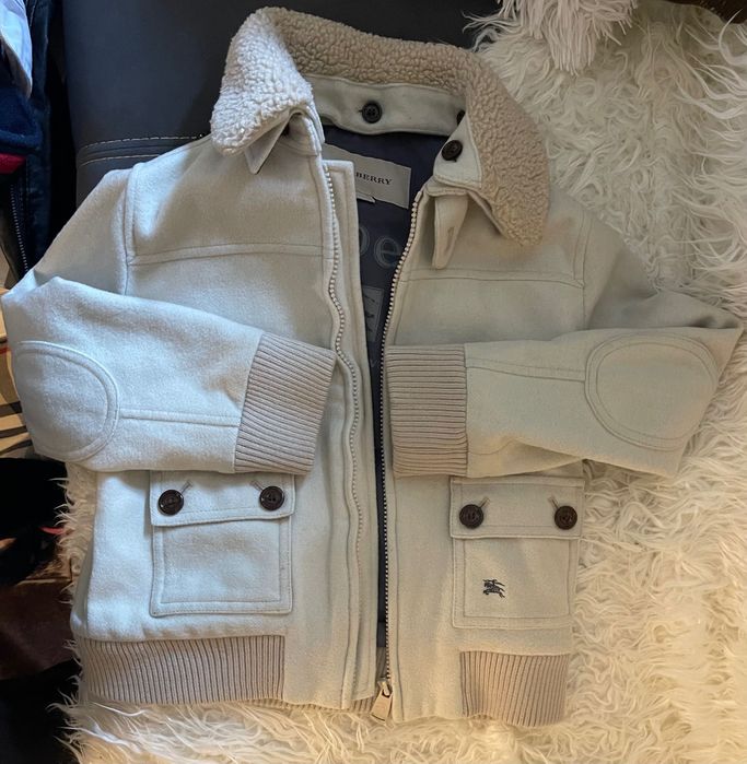 Casaco de lã Burberry.