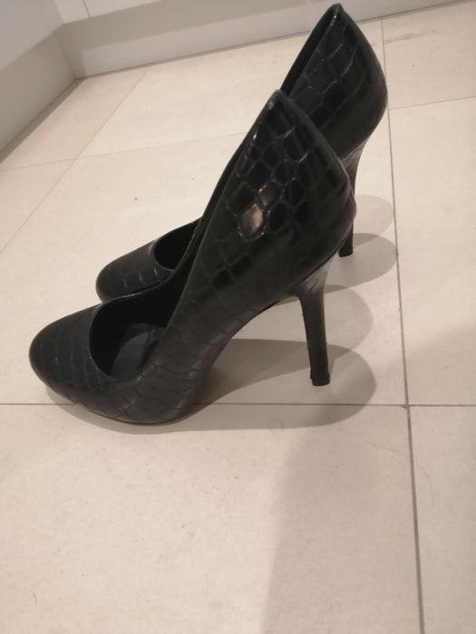 buty szpilki czarne ze wzorem rozmiar 41
