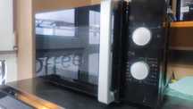 Микроволновая печь Vestfrost 1300грн