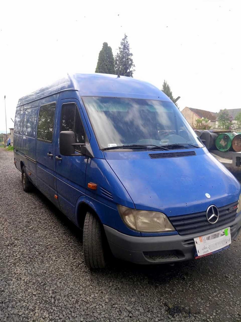 Mercedes-Benz Sprinter 313 CDI 522 km, 2002 rok 9-osobowy