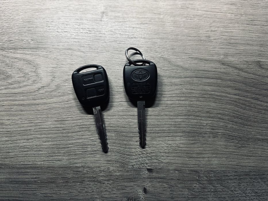 Toyota Corolla 1.8л 2003г