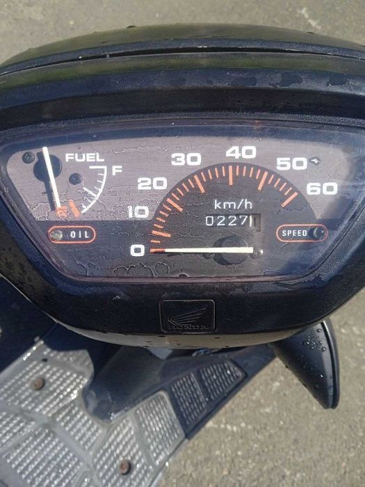 Скутер  Honda Dio AF-25