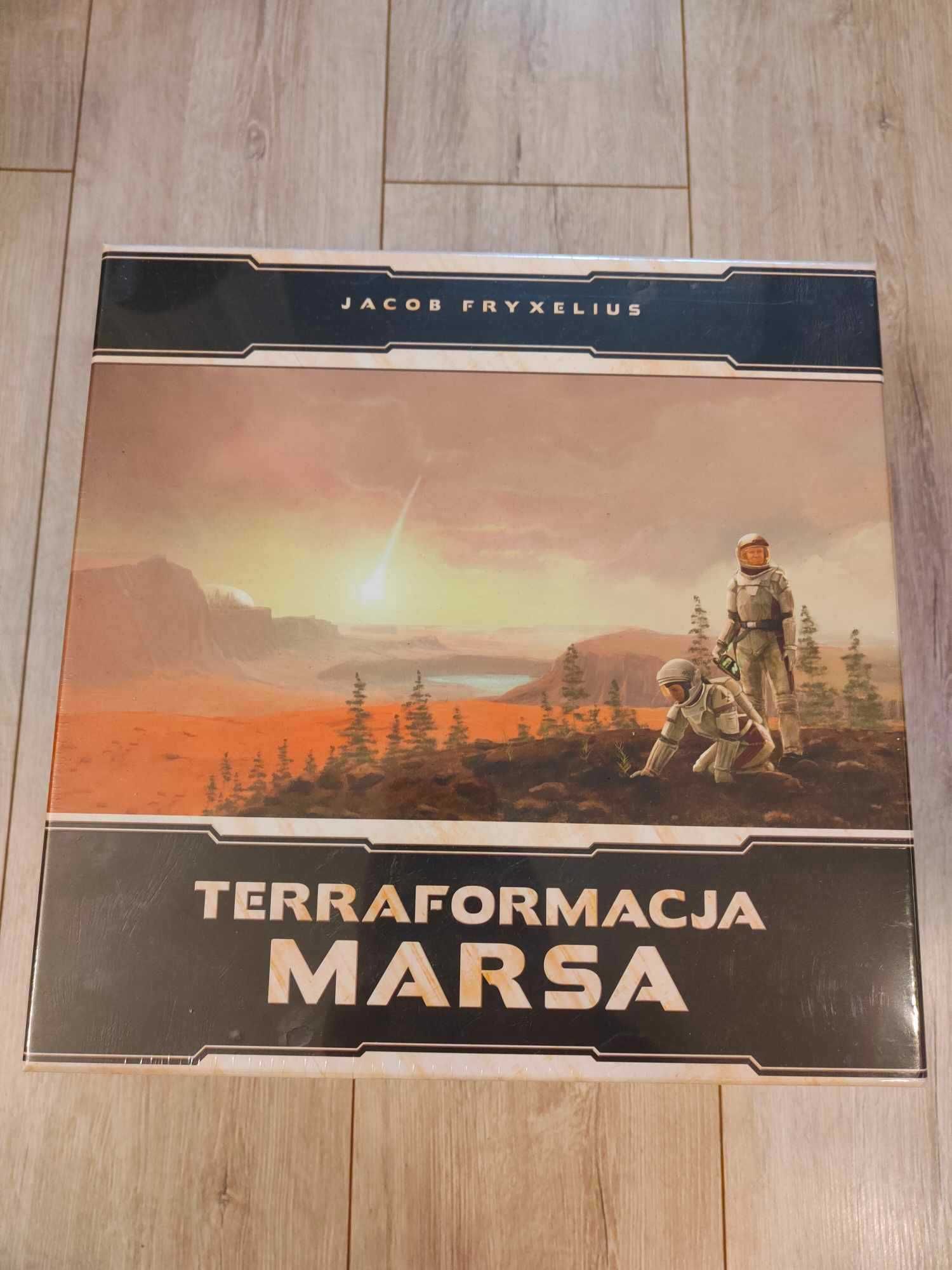 Terraformacja Marsa: Big Storage Box w folii