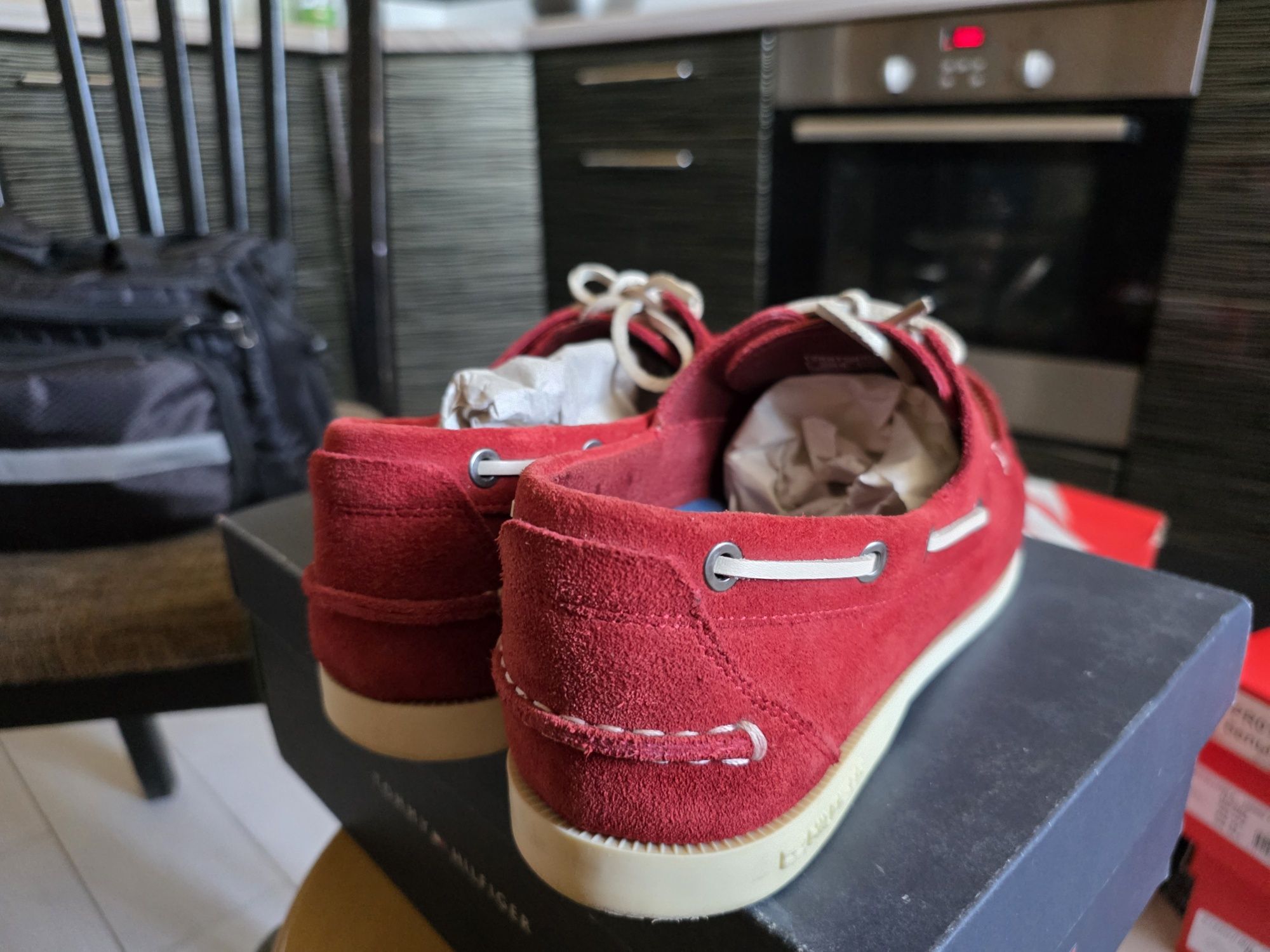 Tommy Hilfiger 43 р.