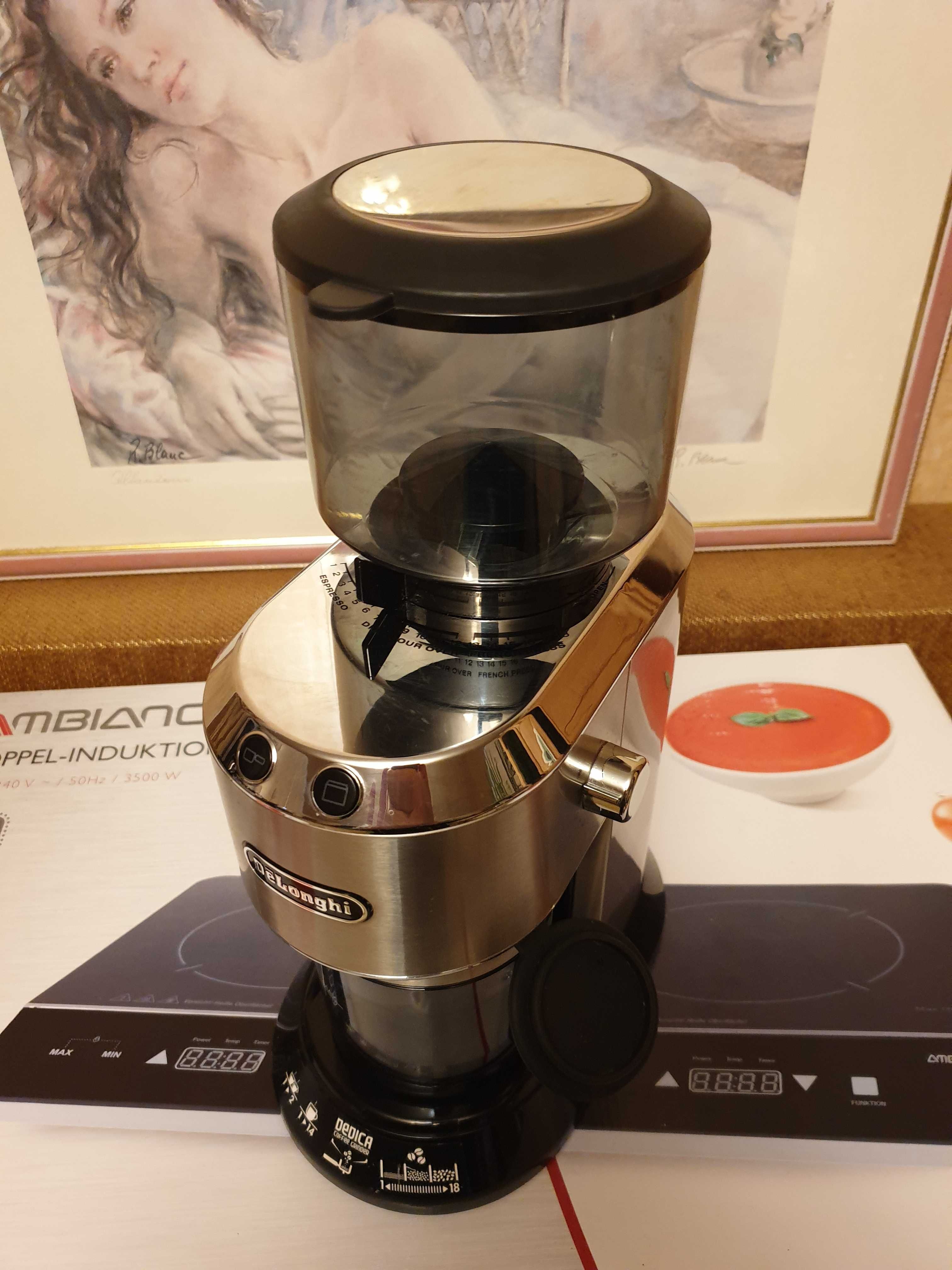 Кофемолка DeLonghi KG 520 Dedica (новая из Германии)