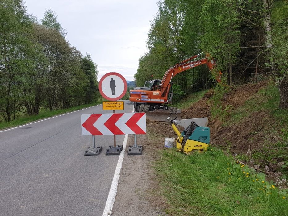 Brukarstwo, Układanie kostki, Roboty ziemne, Usługi koparką, Transport