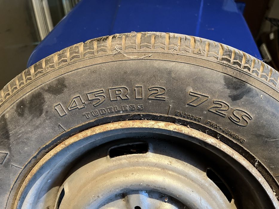 Колесо R12/145 . Диск з гумою