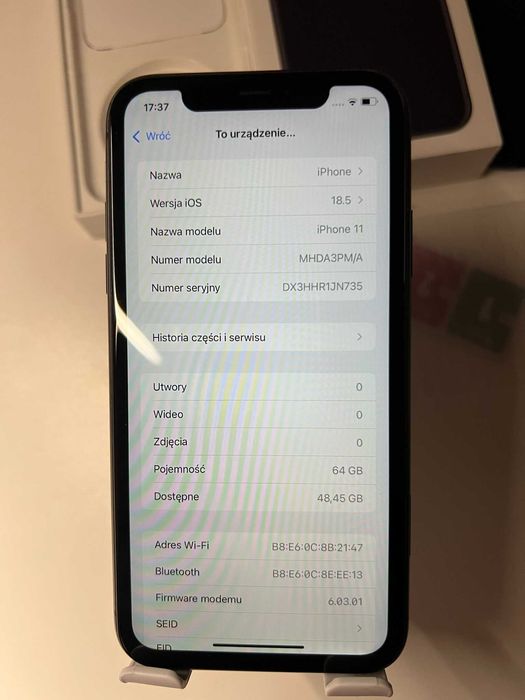 Smartfon Apple iPhone 11 4 GB / 64 GB 4G (LTE) czarny ZESTAW
