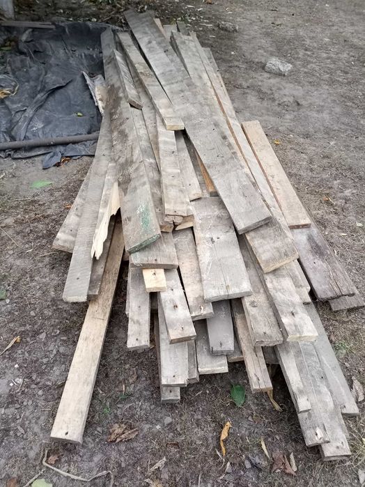 Лати на дах в придатному стані ціна договірна