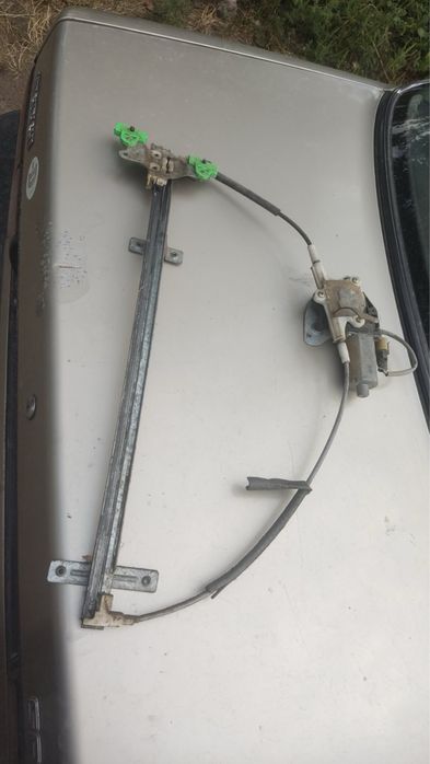 Стеклоподьемники на nissan vanette