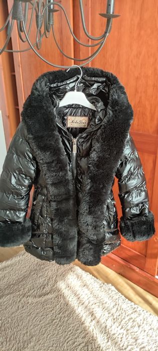 Зимова куртка для дівчинки