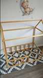 Cama Montessori criança