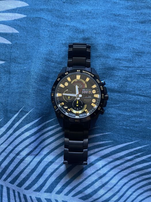 Zegarek męski Casio EDIFICE Infinity Red Bull