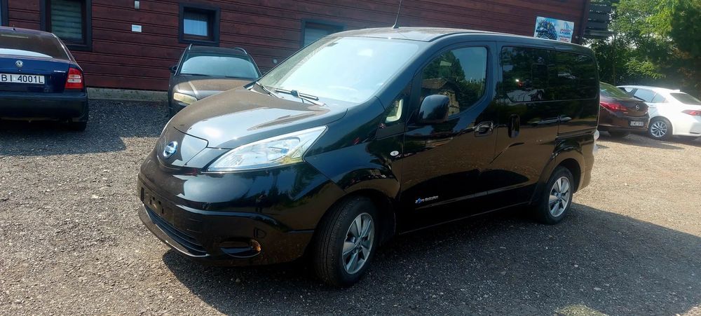 Nissan NV200 40kwh , 7 osobowy , najbogatsza wersja