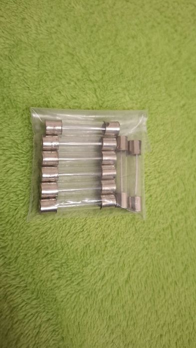 Запобіжник 6х30/Предохранитель/15А,250V