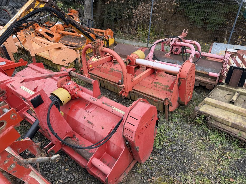Mulczer kosiarka bijakowa muthing maschio kuhn 2,70m