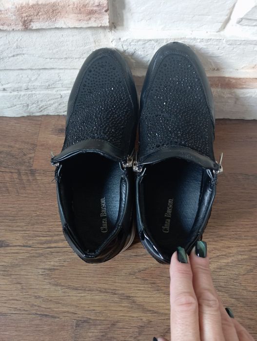 Buty Clara Barson czarne slip-ony z kryształkami R. 36