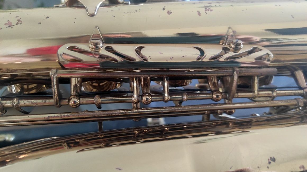 Saksofon tenorowy Selmer Super Action seria I .