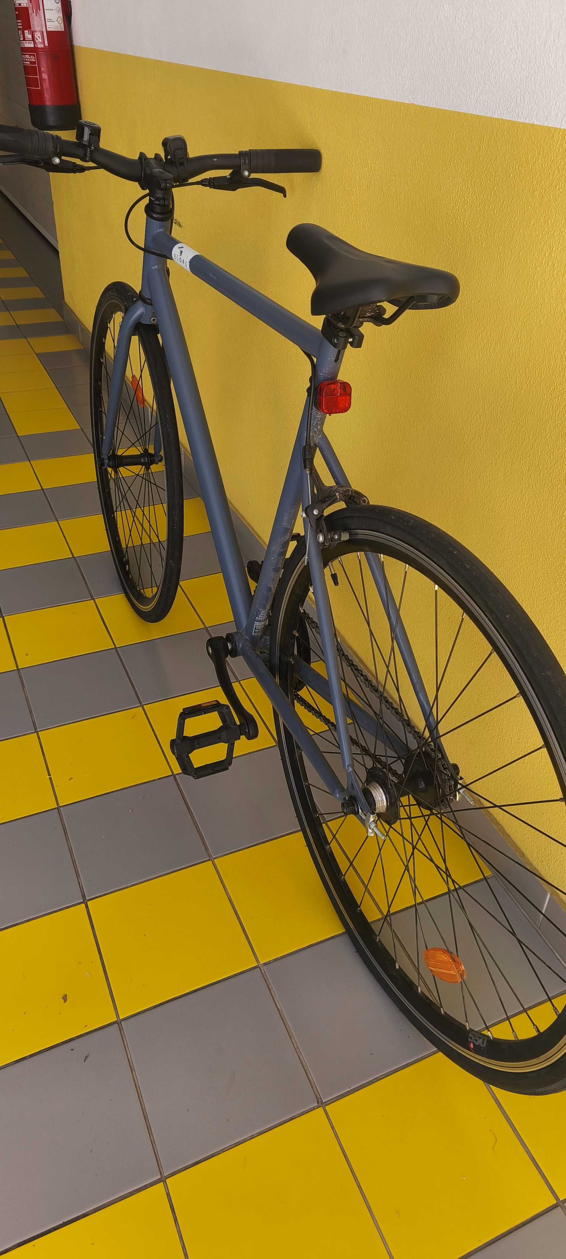 Bicicleta como nova
