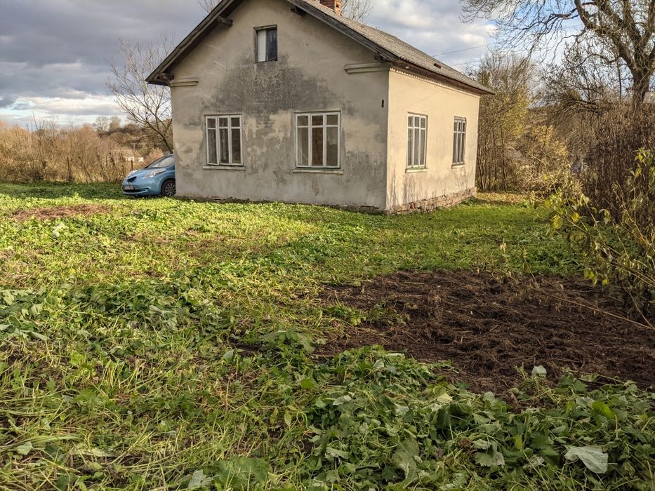 Продається будинок 45м.кв. 2кімнати с.Іванівка Перемишляни 17сот землі