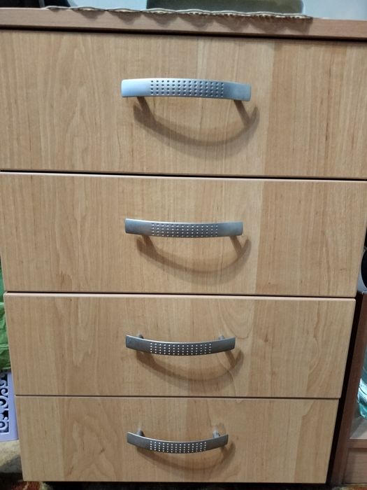 Офісний комплект (стіл, тумба)