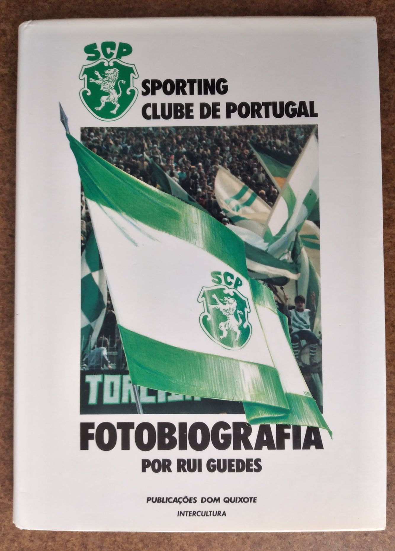 Livro Sporting Clube Portugal com poster - veja as 2 primeiras fotos