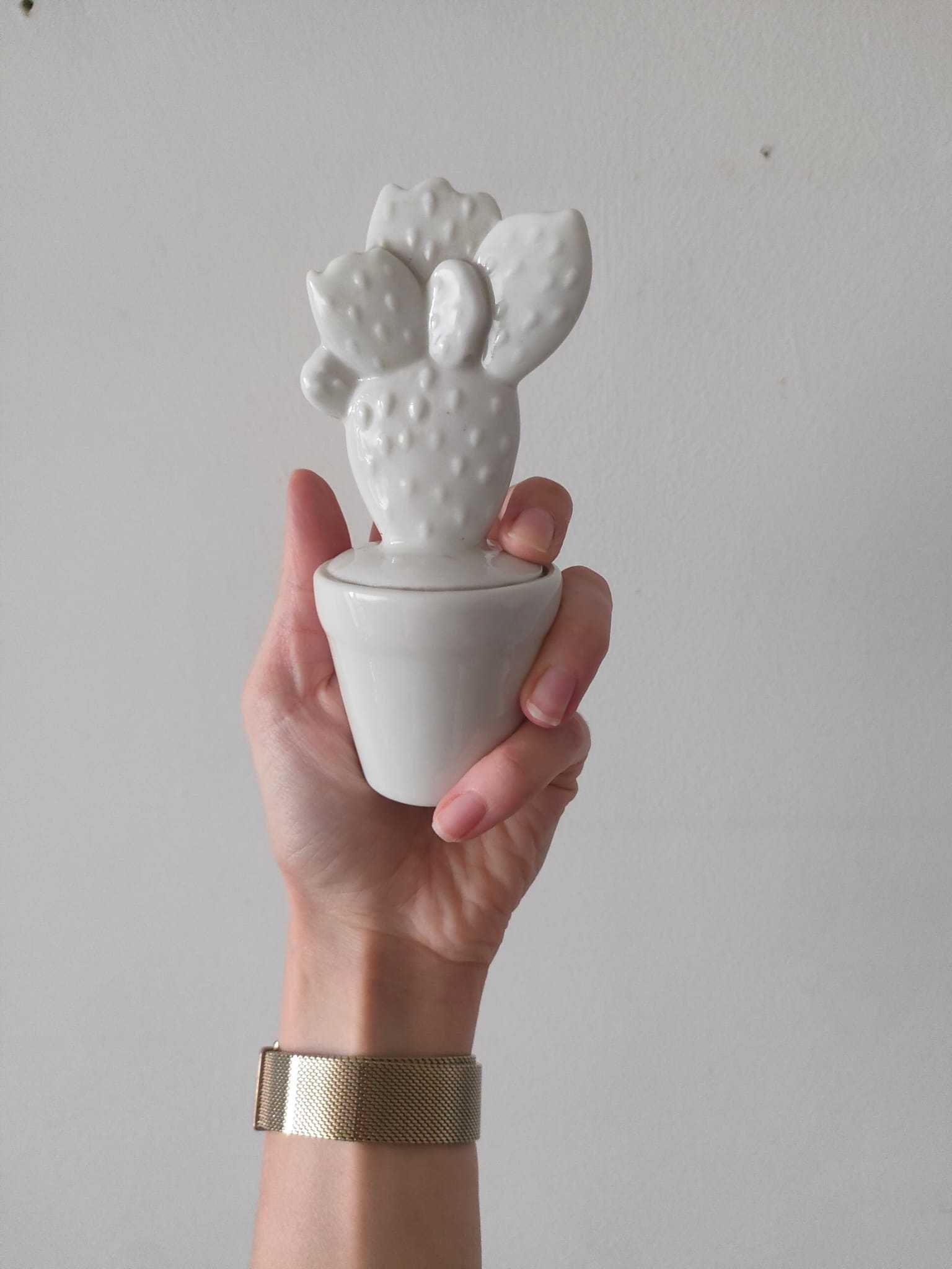 Porcelanowa figurka KAKTUS biała 3 sztuki