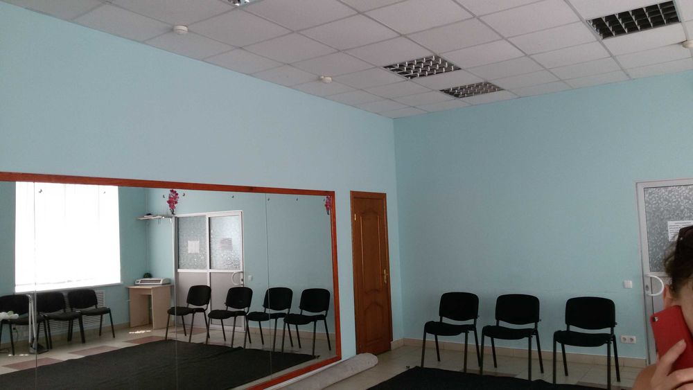 Оренда без комісії частини приміщення 70 м.кв.м., вул. Житомирська 55.