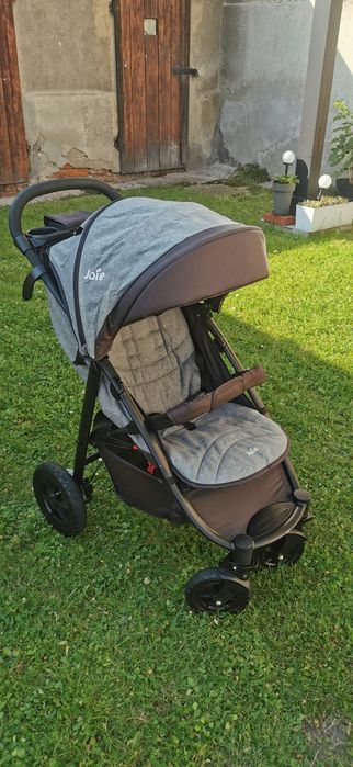 Wózek Joie spacerówka