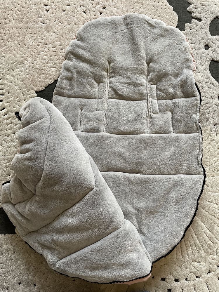 Śpiworek cottonmoose różowy plus mufka szara