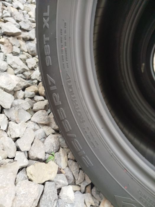 Шини 215/55 R17 98T XL NOKIAN Hakkapelitta зима